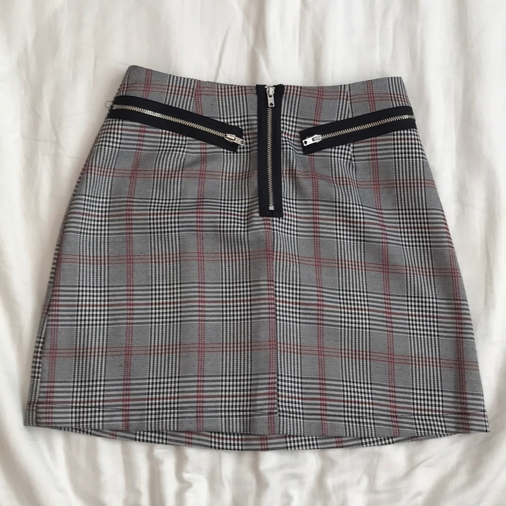 Urban Outfitters mini skirt! 🆕sold out, nice fit!